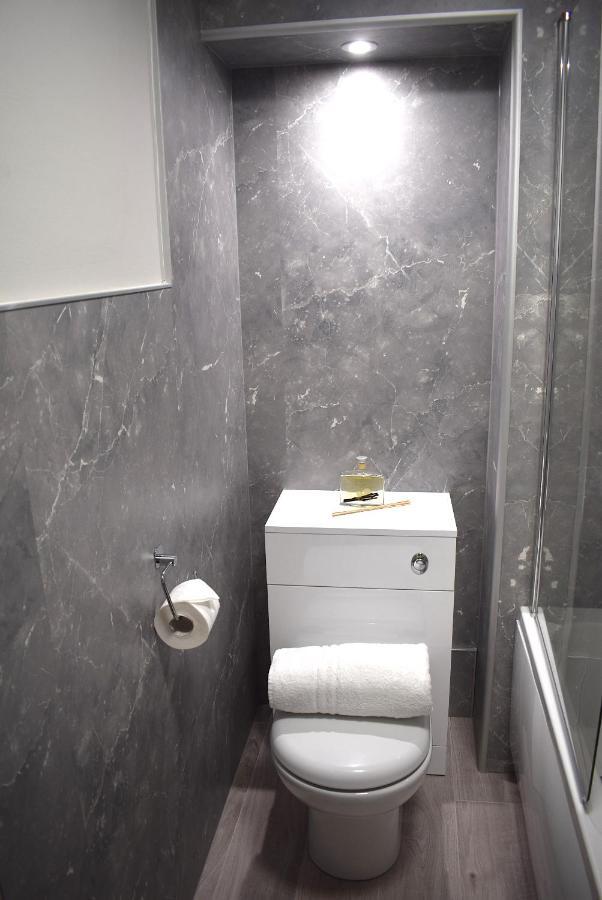 Kelpies Serviced Apartments- Victoria Falkirk Esterno foto